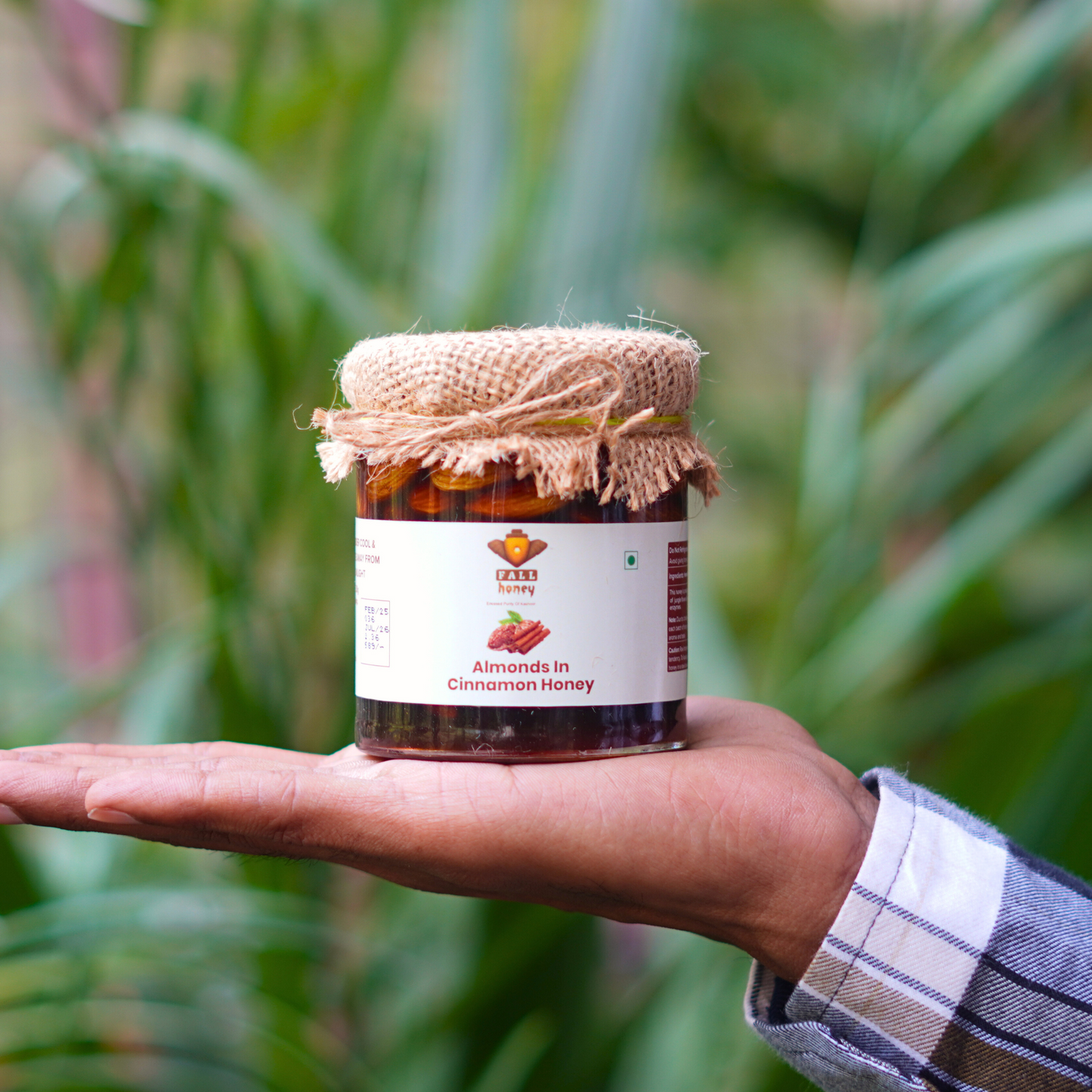 Almonds in Cinnamon Honey