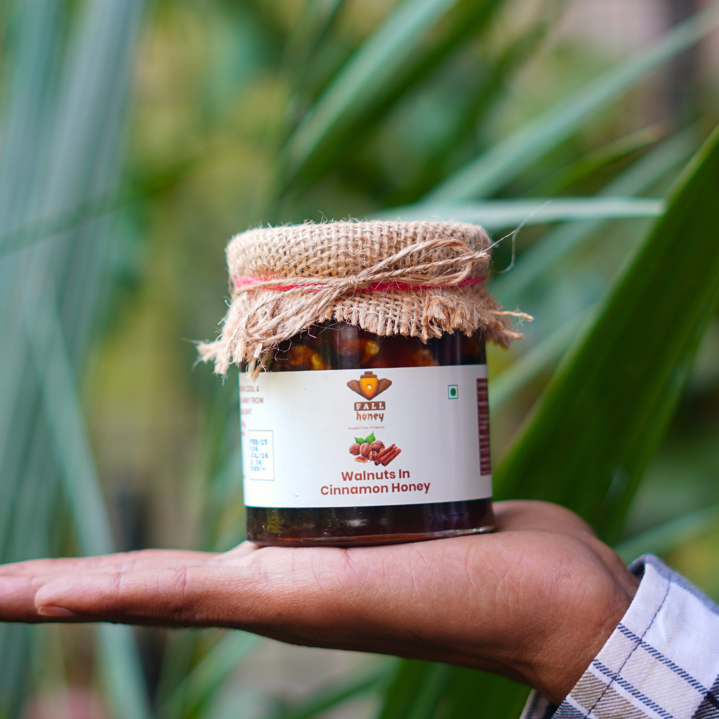 Walnuts in Cinnamon Honey